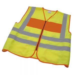 Feuerwehr Warnweste / Signalweste im Einsatz - ohne Aufdruck